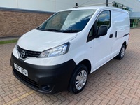 NISSAN NV200