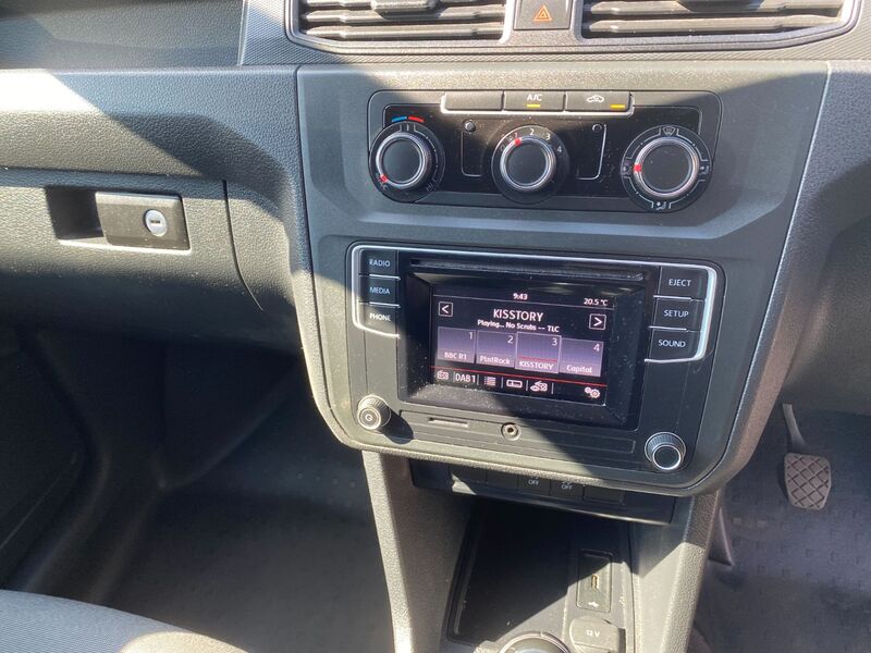 VOLKSWAGEN CADDY